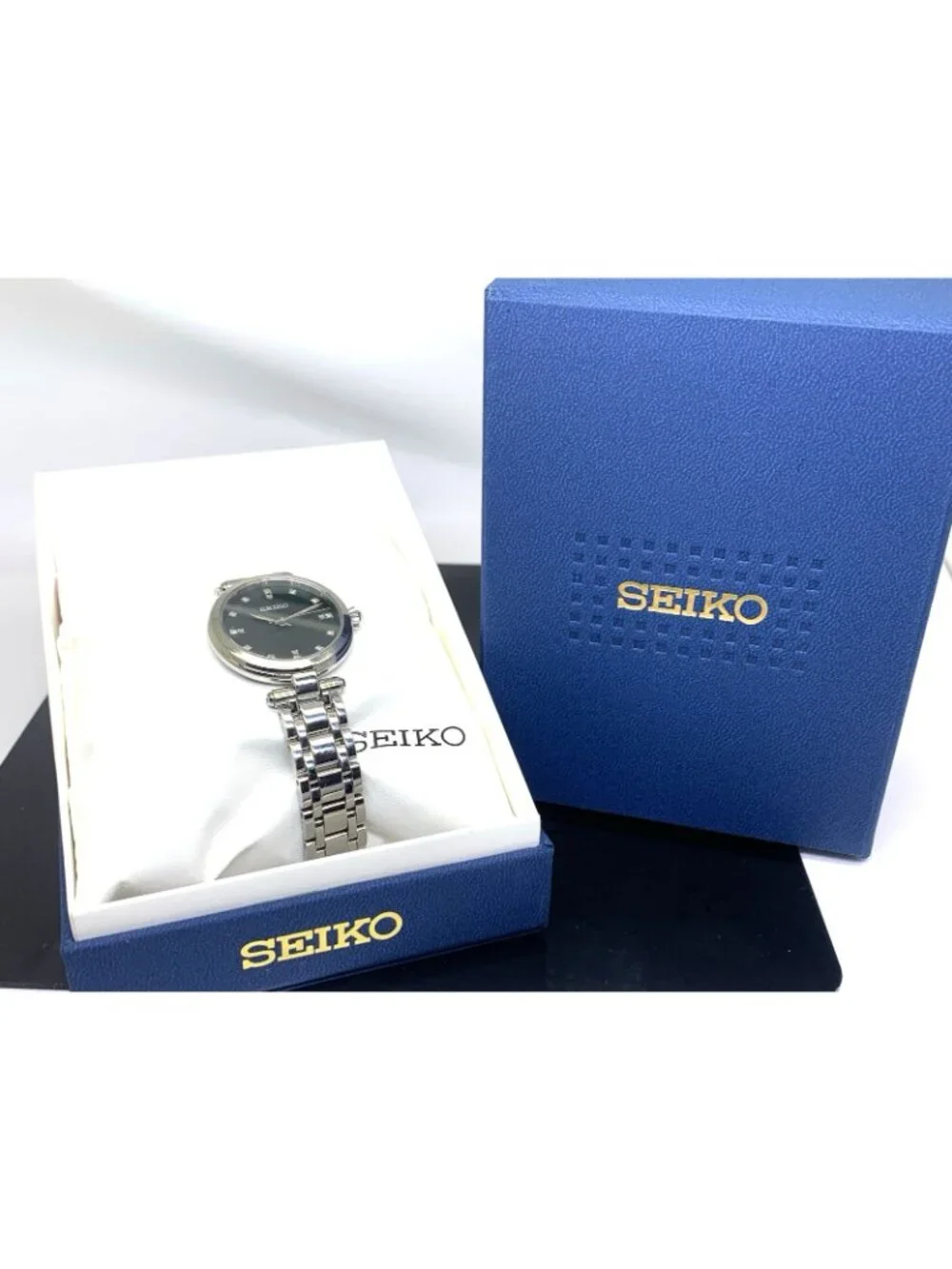 Seiko Women's Watch SRZ535 Quartz Diamond Green Mother of Pearl Dial Steel 30mm